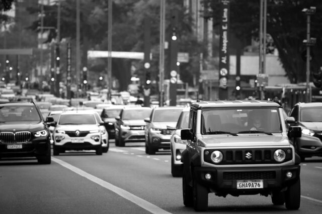 Cum alegi uleiul de motor potrivit pentru mașina ta