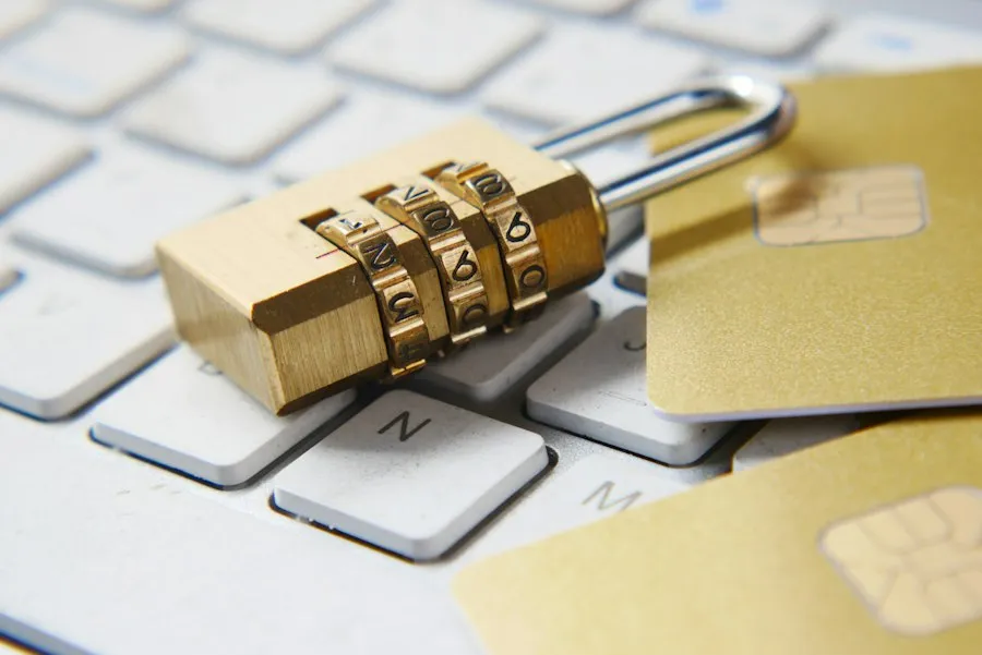 Photo online payment security tips